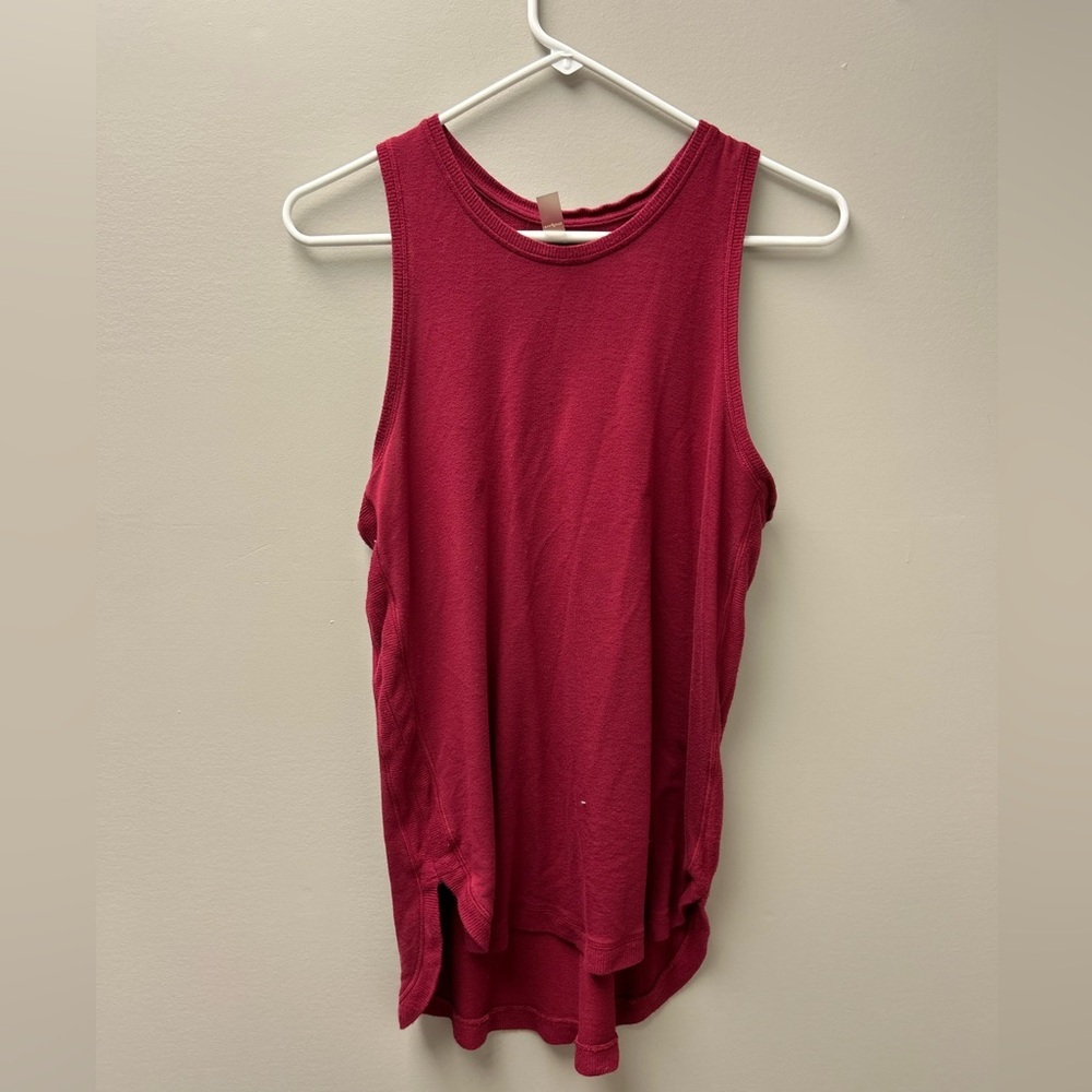 Hyba‎ Red Long Tank Top